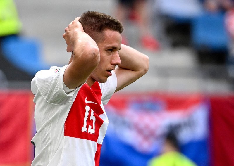 Mariju Pašaliću preminuo otac