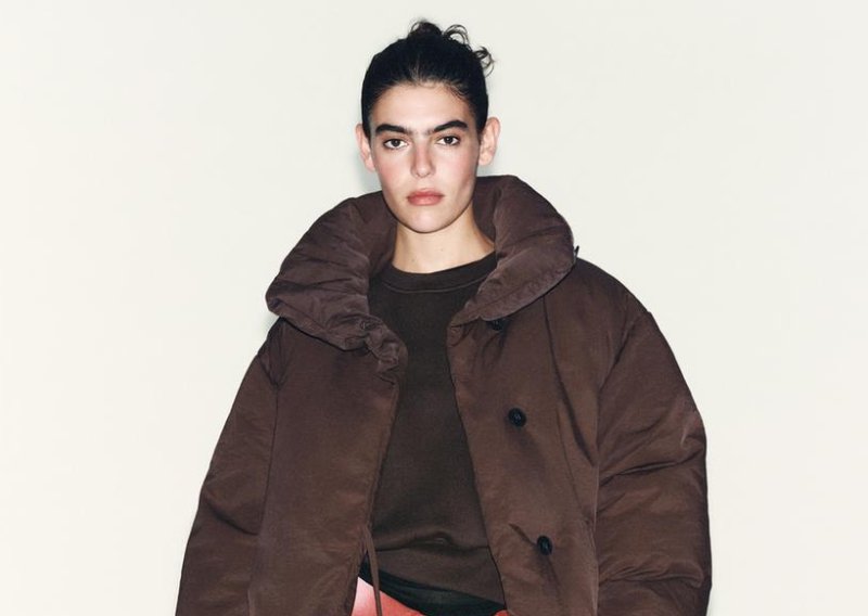 Ova jakna na policama Zare čista je senzacija: Hit boja, odličan kroj i tako chic izgled