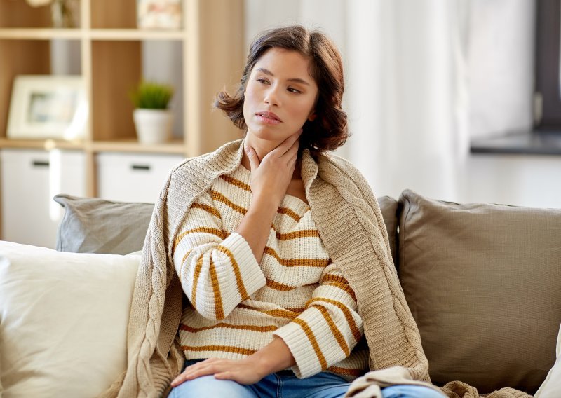 Potvrdili stručnjaci: Ovi kućni lijekovi doista su učinkoviti kod grlobolje