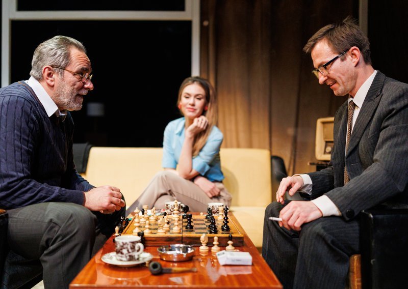 'Rondo' u Gavelli: Kao da je sam Berković uzeo svoj film i postavio ga na daske u 4D varijanti