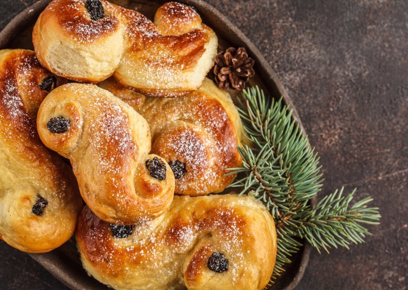 Božićni klasik iz Švedske: recept za savršeno mekana i slatka peciva