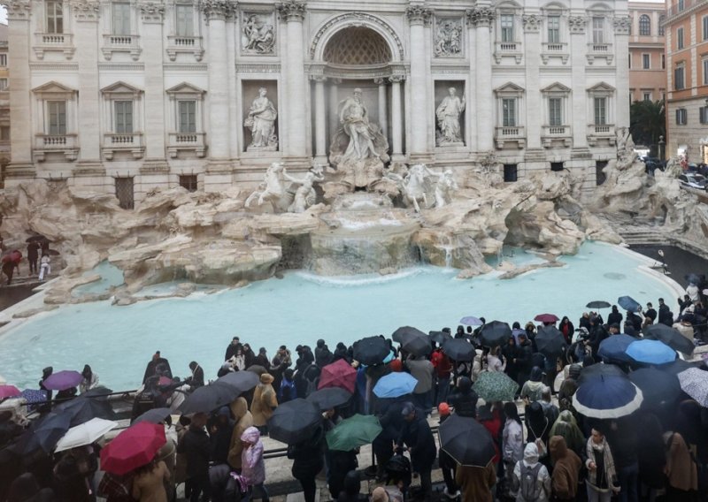 Rim počinje naplaćivati razgledanje Fontane di Trevi: Godišnje bi mogli zaraditi 6,5 milijuna eura