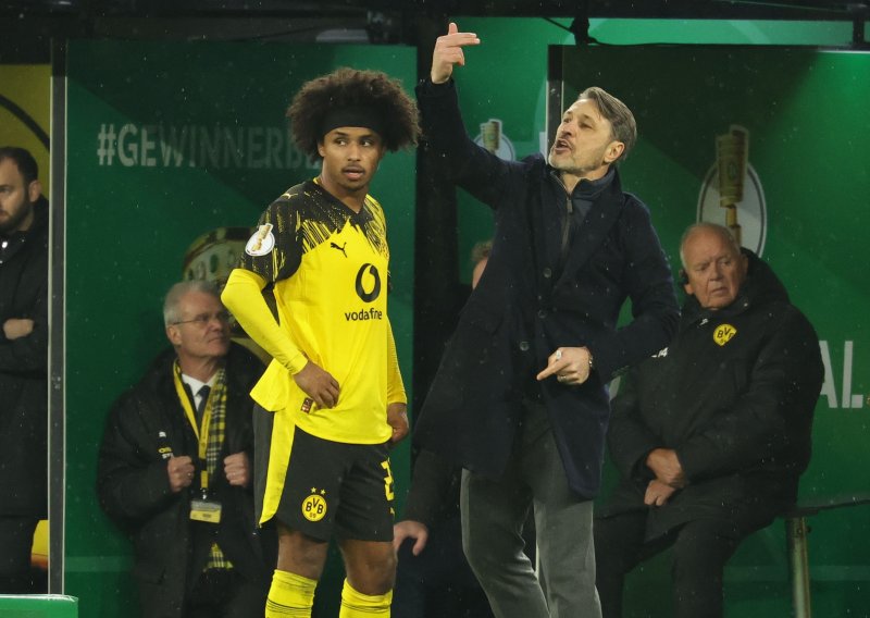 Zvijezda Borussije ljutito reagirala nakon izmjene. Kovač: 'Trebao sam ga vaditi na poluvremenu'