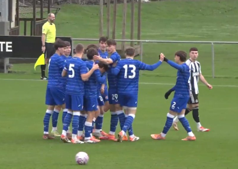 Sjajni Dinamovi klinci došli do velike pobjede u Engleskoj