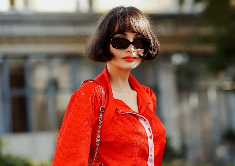 Tanka kosa itekako može dobro izgledati, a ove frizure su odličan izbor