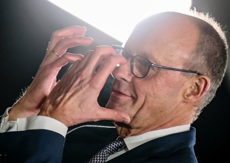 Merzova božićna poruka: Predani smo sigurnosti našeg kontinenta