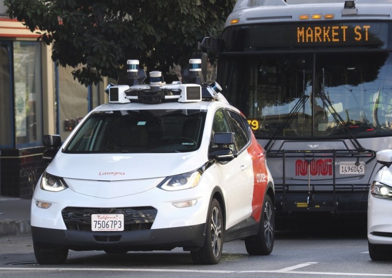 Nema semafora - nema robotaksija: Nestanak struje izbacio Waymo iz stroja