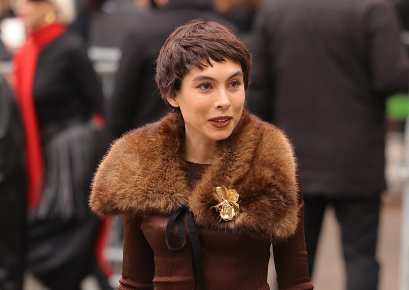 Ove jakne su apsolutni hit: Prva ih je pokazala Prada, a sad Zara ima neodoljive modele