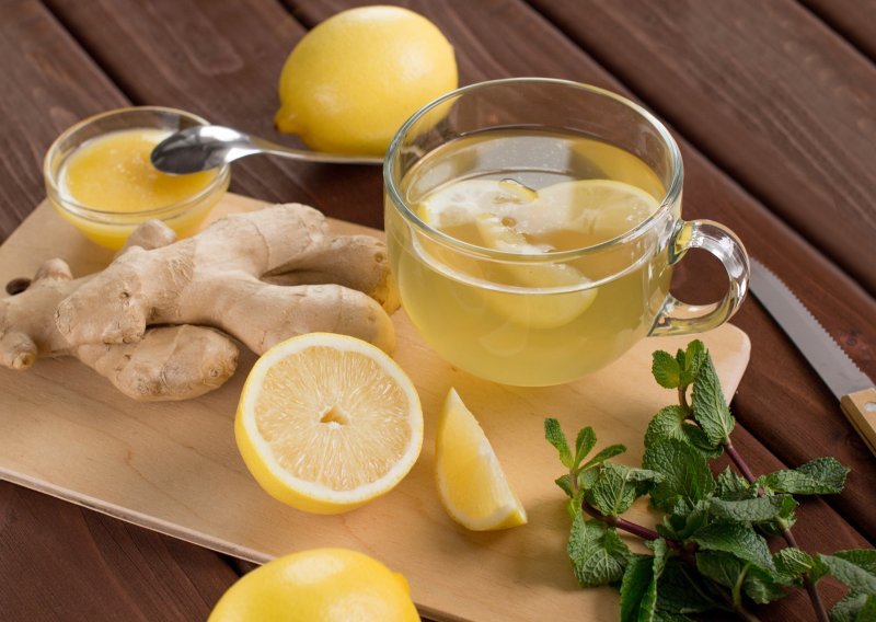Nema kalorija, a čini čuda za probavu: Ovaj čaj nutricionisti preporučuju protiv nadutosti i mučnine