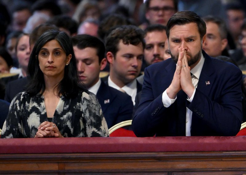 Američki potpredsjednik JD Vance zbog supruge izgubio živce: 'Jedite g....!'