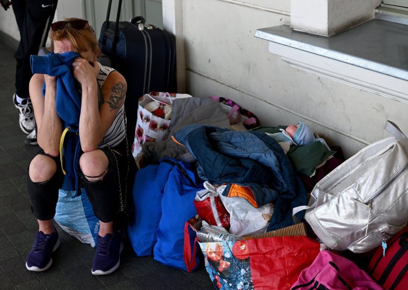 Nekoć su ih dočekivali raširenih ruku, a sada manje od polovice Poljaka prihvaća Ukrajince