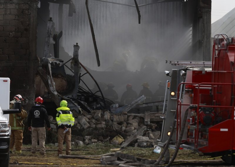 Petero mrtvih u padu aviona meksičke mornarice kod obale Teksasa