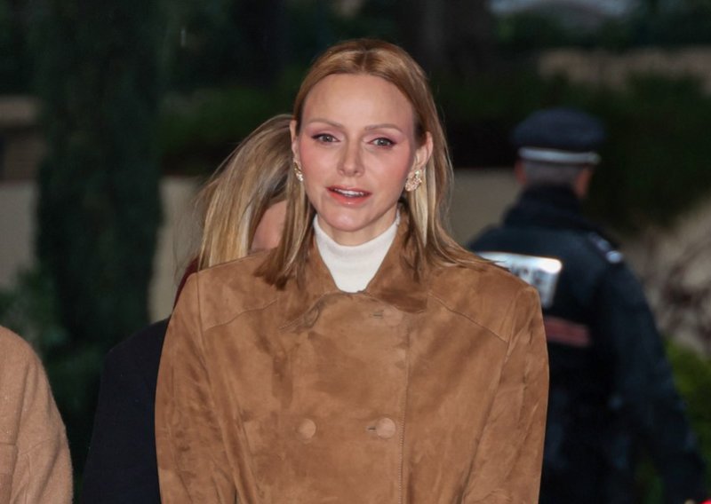 Svi bruje o transformaciji princeze Charlene: Fantastične čizme i još bolji kaput pali su u drugi plan zbog frizure