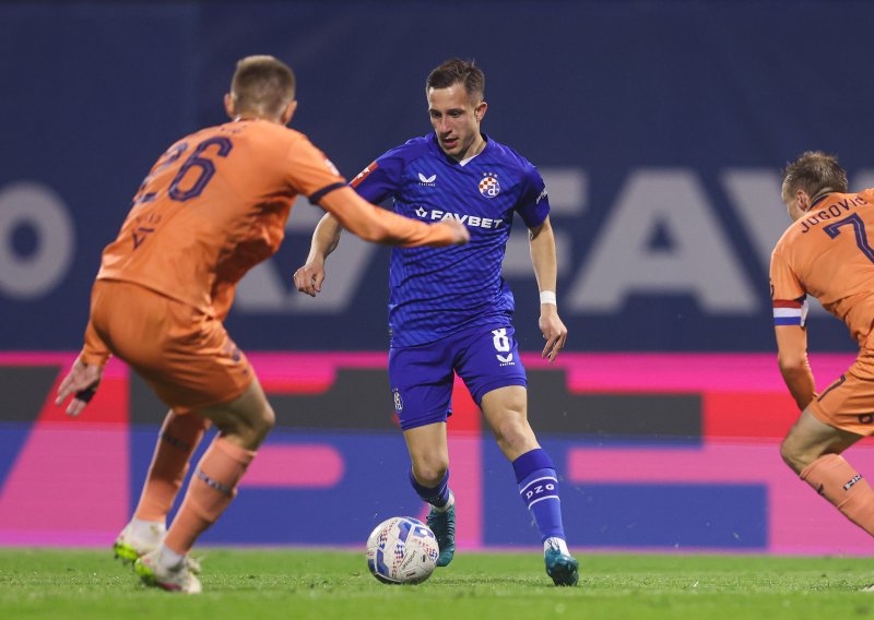 Željko Sopić u Osijek dovodi dva zvučna pojačanja; na Opus Arenu stižu Kačavenda i Teklić?