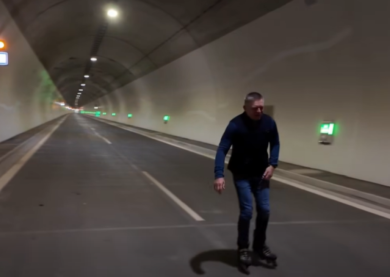 [VIDEO] Bizarno otvaranje: Slovački premijer na rolama prošao 7 kilometara dugi tunel