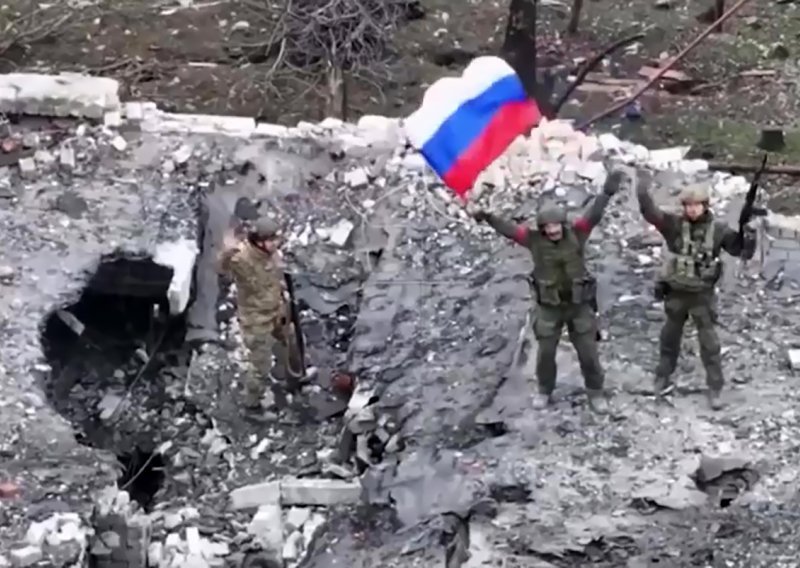 Ukrajinska vojska povukla se iz Siverska, Rusi sve bliže Slavjansku