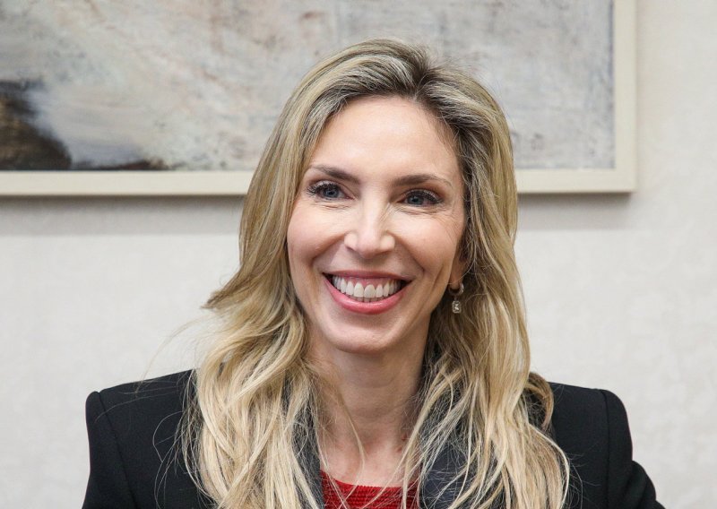 Trumpova veleposlanica u Hrvatskoj čestitala Božić: 'Zagreb je 'čaroban' u ovo doba godine'