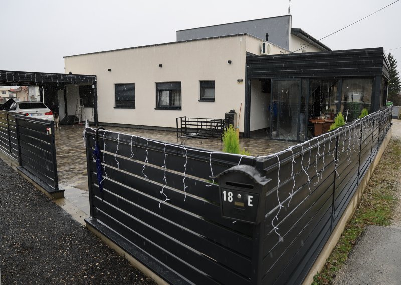 U Sesvetama na kuću punu ljudi bačena eksplozivna naprava