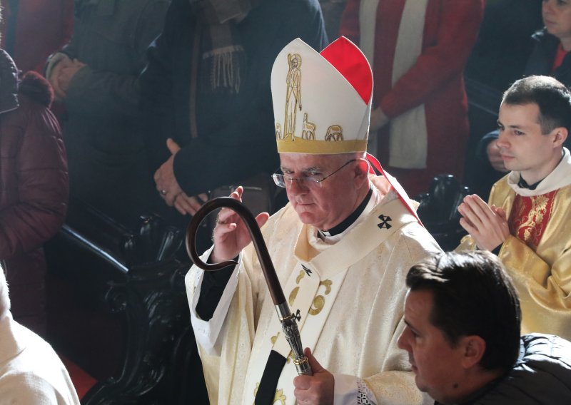 Uzinić: 'Dok se neki mole za muški autoritet, Bog nam šalje sasvim drugačiju poruku'