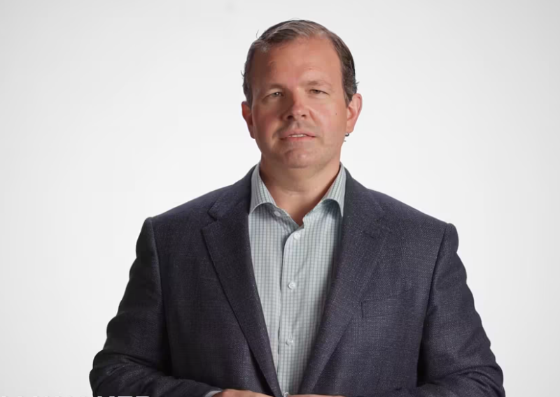 Najbolji šef na svijetu: Prodao firmu pa radnicima podijelio 240 milijuna dolara