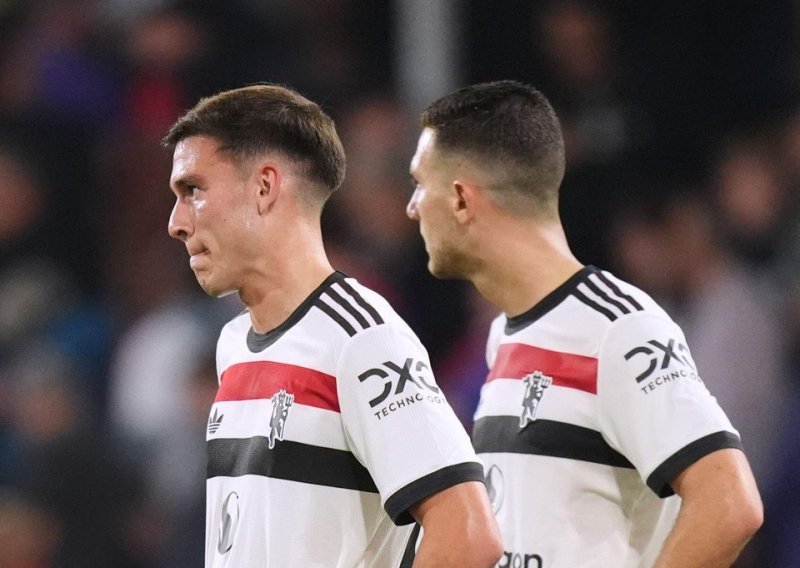 Navijači Uniteda pokopali dvije zvijezde: 'Oni su živi dokaz da ne moraš biti dobar u nečemu da bi bio plaćen za to'