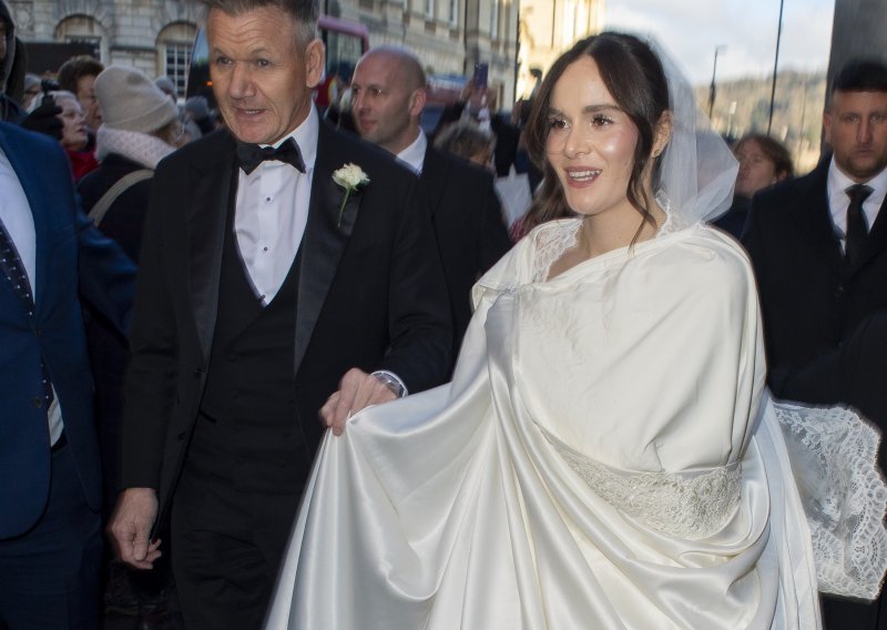 Jedna ljepša od druge: Kći Gordona Ramsaya nosila je čak četiri vjenčanice