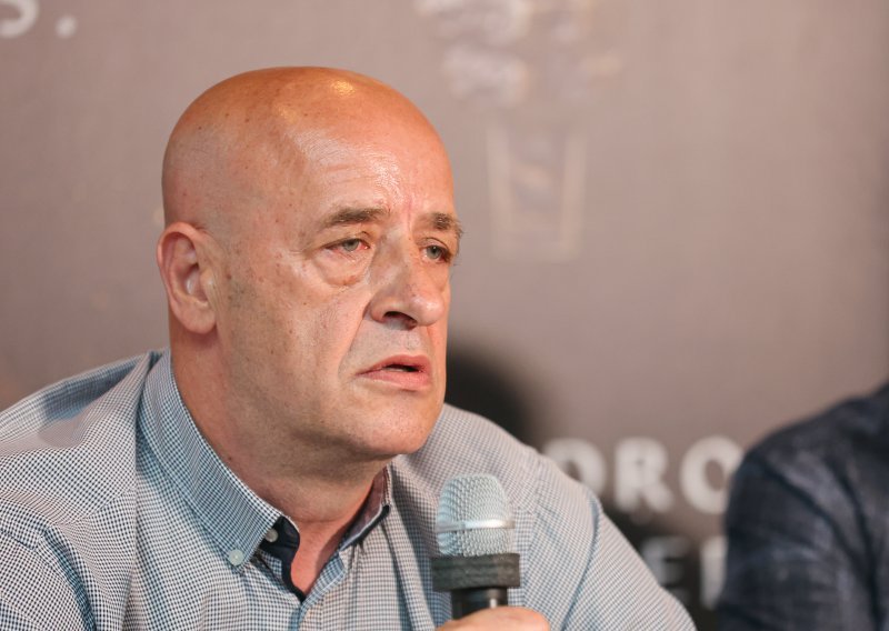 Thompsonov menadžer: Ne znam što se ovdje događa