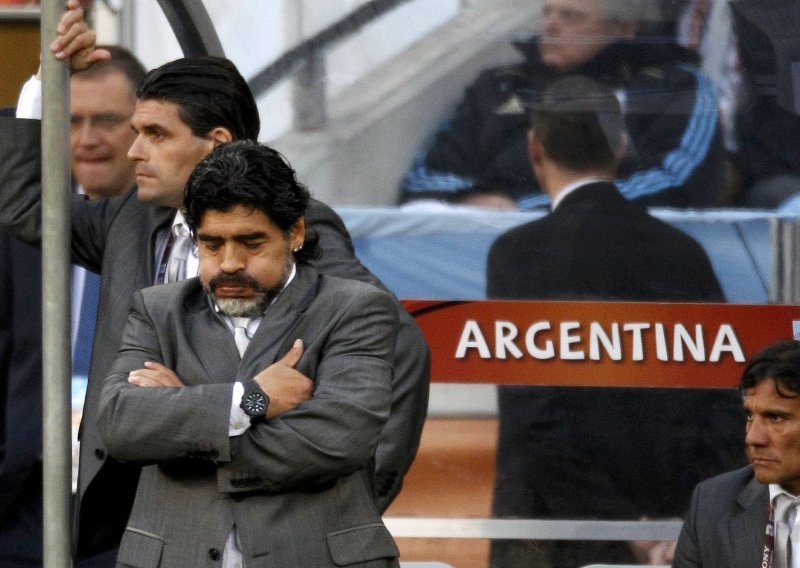 Pogledajte kako je Maradona proživio poraz