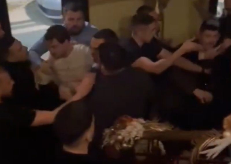 Kaos u Međugorju: Masovna tučnjava uz taktove pjesme Halida Bešlića