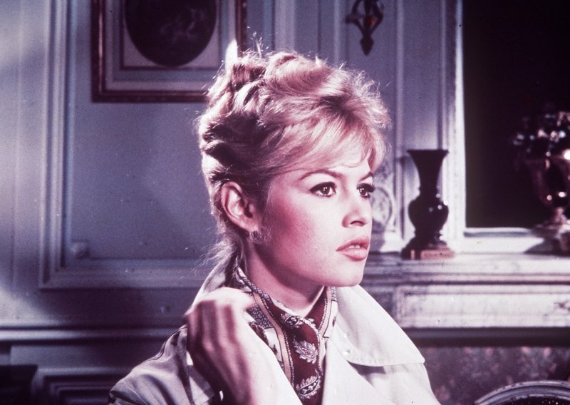 Četiri muža Brigitte Bardot: Jedan joj je iz helikoptera bacao ruže, a drugi je 'ugurao' u politiku