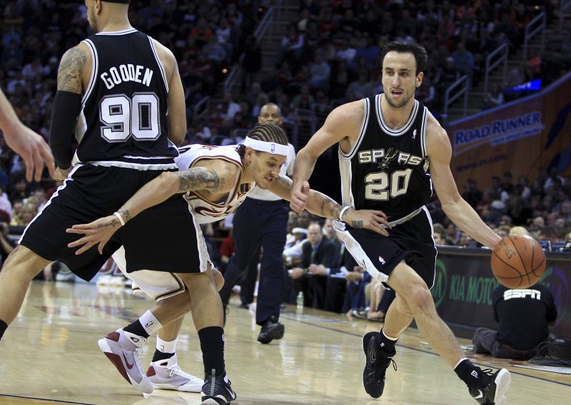 Ginobili ostaje u Spursima do 2013.