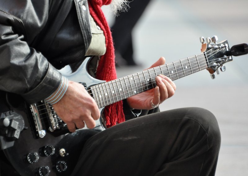 Uličnim sviračima iz Srbije otkazan boravak u Hrvatskoj