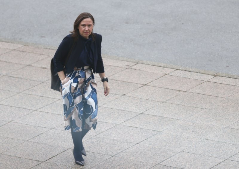 Hrstić navela da ove godine imamo više teže oboljelih od gripe: U bolnicama ograničene posjete