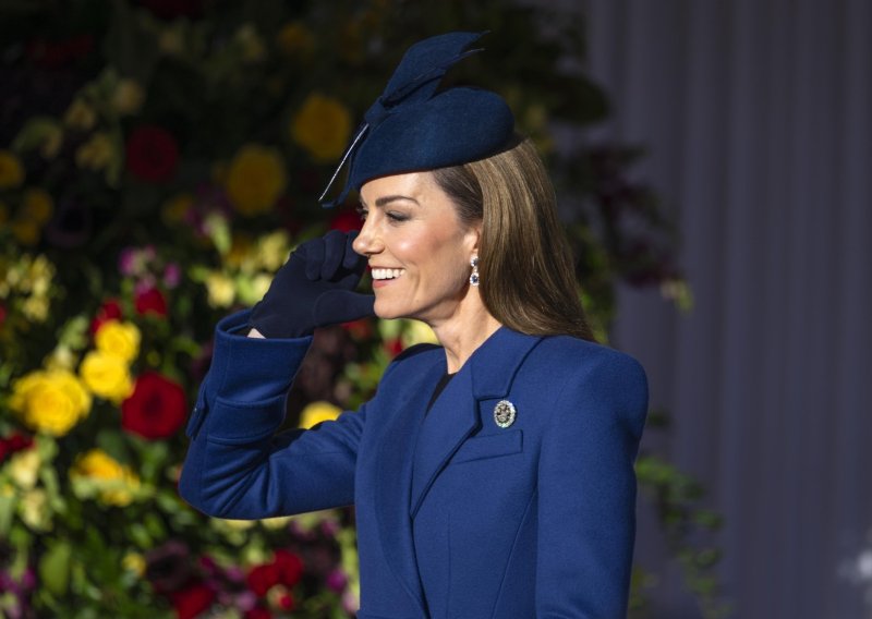 Ovaj zaboravljeni modni detalj vratio se u velikom stilu, a evo kako ga nositi