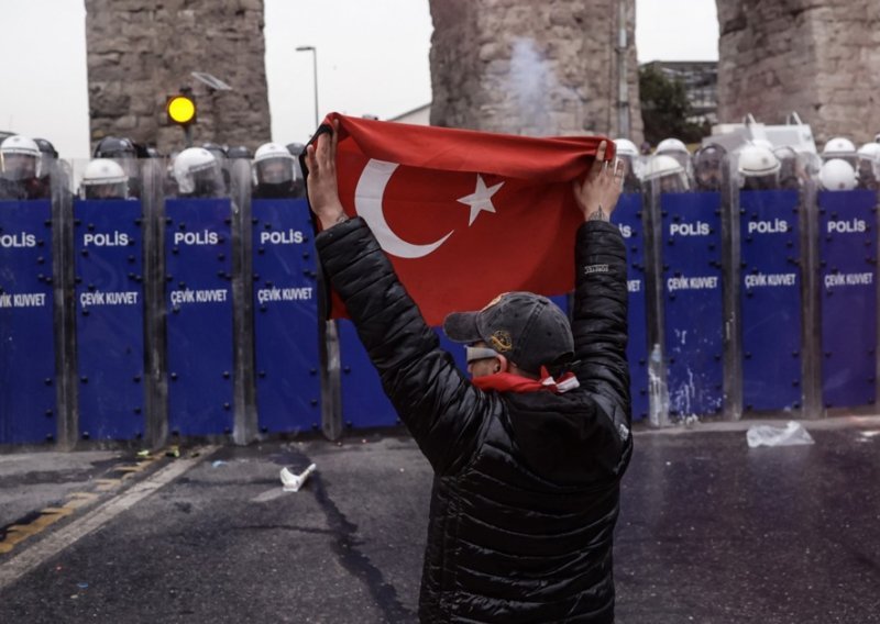 U operaciji protiv Islamske države u Turskoj pritvoreno 357 osoba