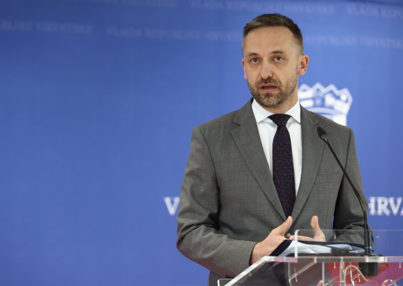 Vlada izmijenila pravila o osobnim asistentima, evo što je novo