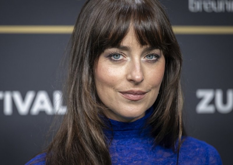 Nakon prekida sa slavnim glazbenikom, lijepa glumica ima novog 'frajera'