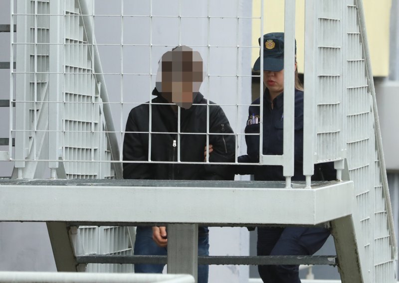 Mladići osumnjičeni za palež Vjesnika pušteni kući: Prati se svaki korak, ne smiju u školu