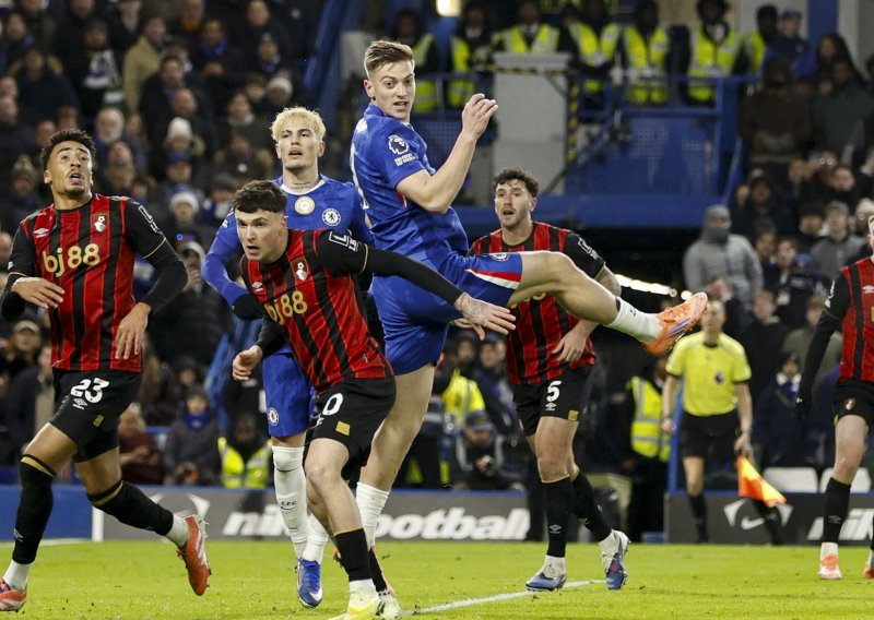 Golijada u Premier ligi; Chelsea nastavio krizu, Newcastle se raspucao