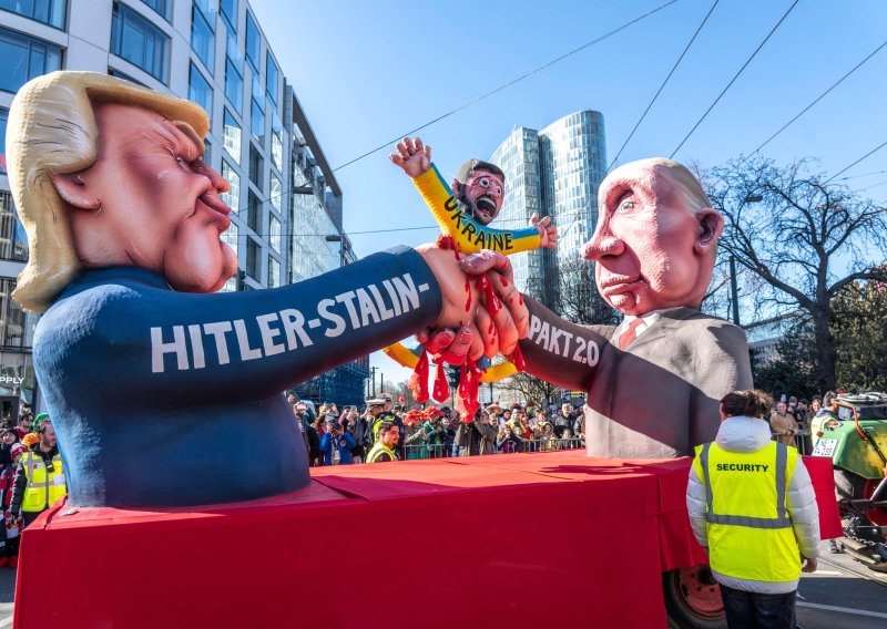 Rusija tužila njemačkog kipara jer je ismijavao Putina: Prijeti mu 10 godina zatvora