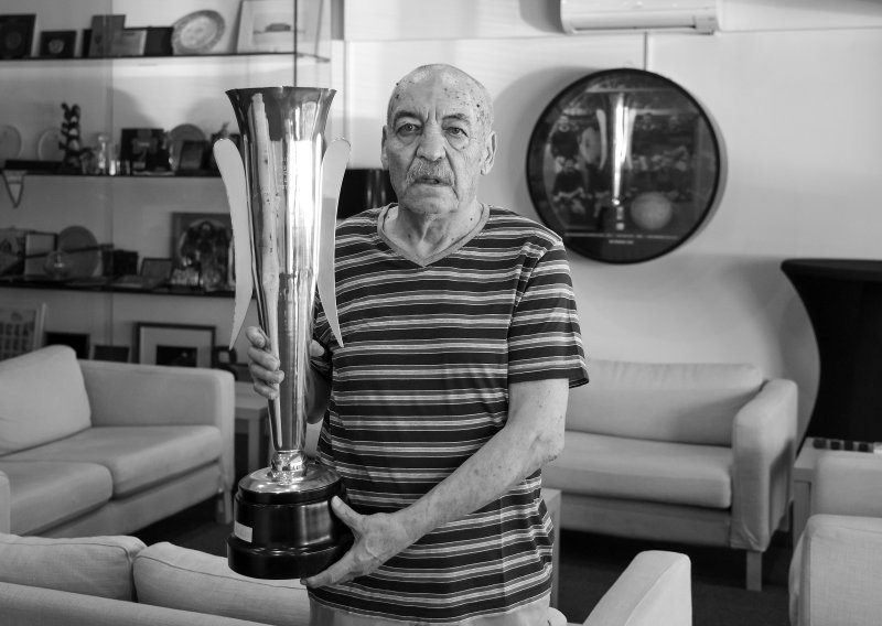 Preminuo Marijan Čerček (77), legendarni igrač Dinama