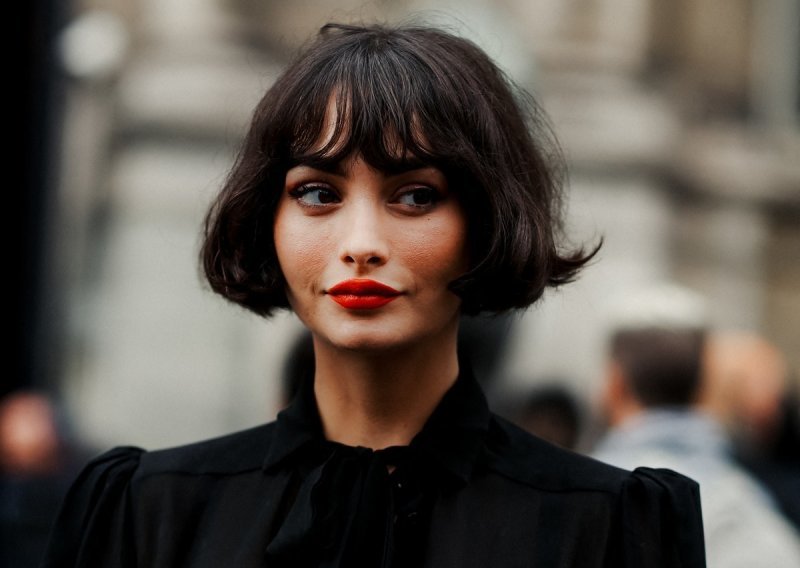 Kombinacija koja uvijek pali: Savršen make-up za Novu godinu koji je gotov za 5 minuta