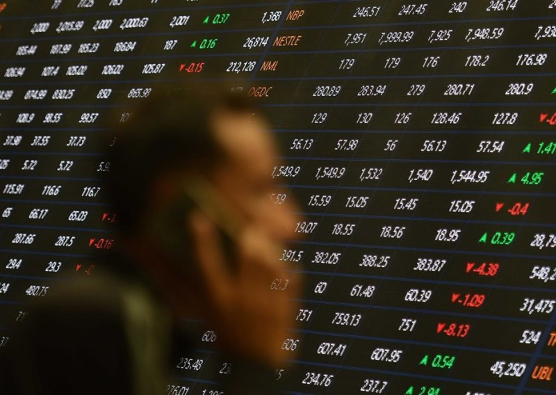 Azijske burze porasle ulaskom u 2026. godinu: Evo kako se drže euro i dolar