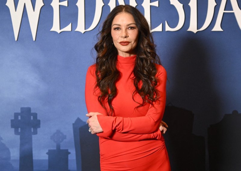 Uz ove frizure izgledat ćete deset godina mlađe, a bit će veliki hit u 2026.