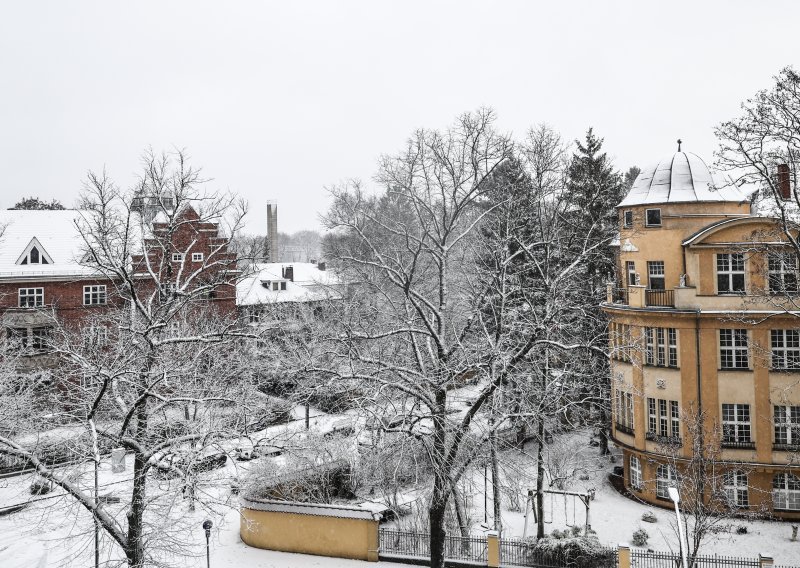Kaos u Berlinu: 50.000 kućanstava ostalo bez struje, policija sumnja da je požar podmetnut