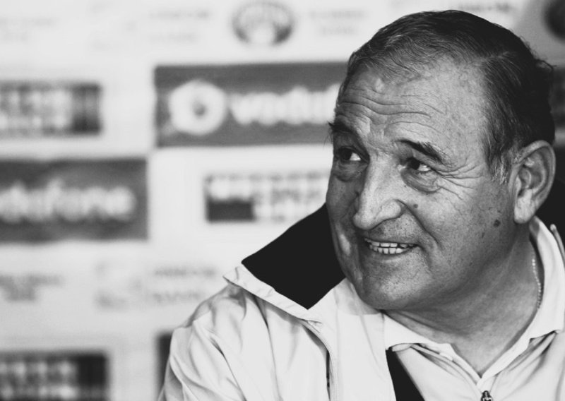 Preminuo je legendarni izbornik i tvorac najvećeg uspjeha bugarskog nogometa