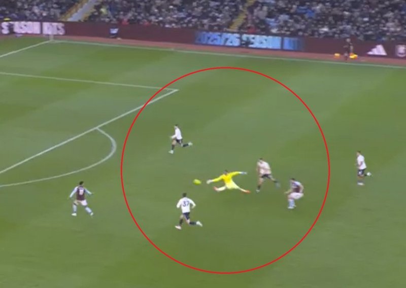 Pogledajte nevjerojatan kiks golmana Nottinghama; nikome nije jasno što mu je to trebalo