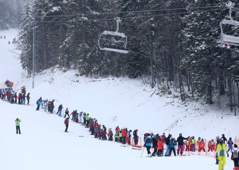 Na dječaka pala sajla ski-lifta na Bjelašnici