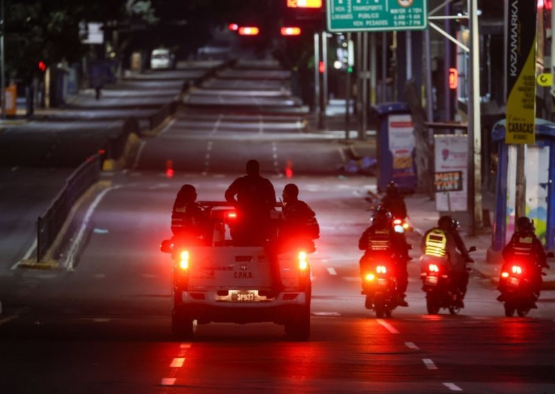 U akciji protiv Madura SAD je ubio i 32 državljana Kube