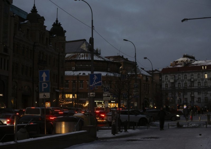 Dvoje ljudi poginulo u ruskom napadu na Kijev: To su prve žrtve 2026. u četverogodišnjem ratu